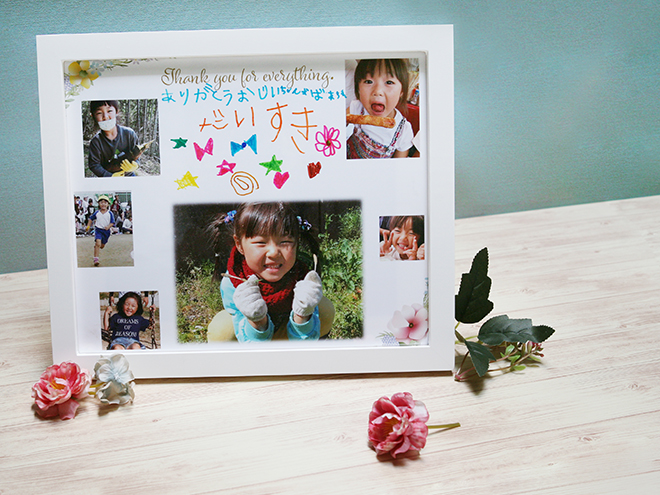 スマイルボード』敬老の日 プレゼント 孫 写真 写真入り キャンバス フレーム 額 名入れ メッセージ まご おじいちゃん おばあちゃん -名入れギフト いろは屋 - プレゼント＆ギフトのギフトモール