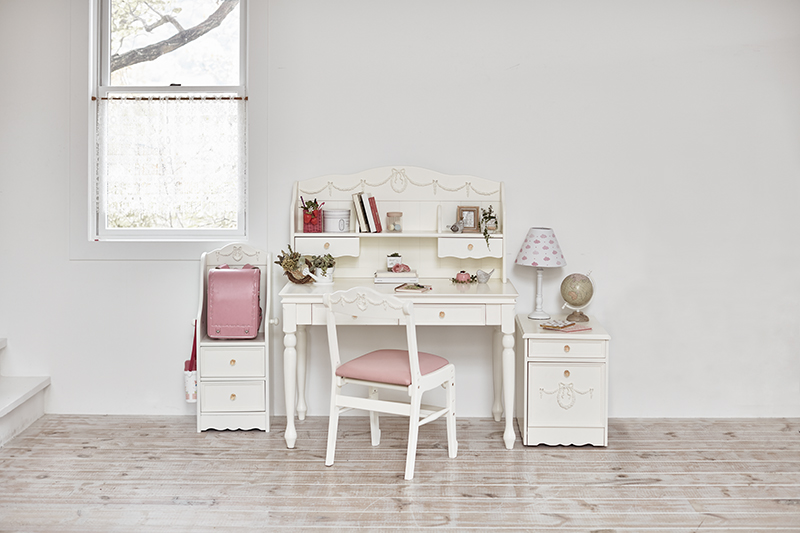小学生の子ども部屋に置く家具の選び方。片付けたくなる収納インテリア・学習机ハンドメイド、手作り通販・販売のCreema