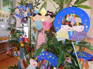 ７月７日 火 七夕の短冊製作しました♬中央情報経理専門学校税理士・会計・情報・ビジネス・マーケティング・医療事務・診療情報管理士・医薬販売・保育 分野が学べる専門学校