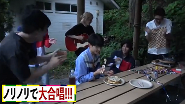 ゴッホの死の謎を巡る舞台『リボルバー』、主演の関ジャニ∞・安田章大さんインタビュー、原田マハさん 脚本 ×行定勲さん 演出 対談が、「芸術新潮」7月号に掲載株式会社新潮社のプレスリリース