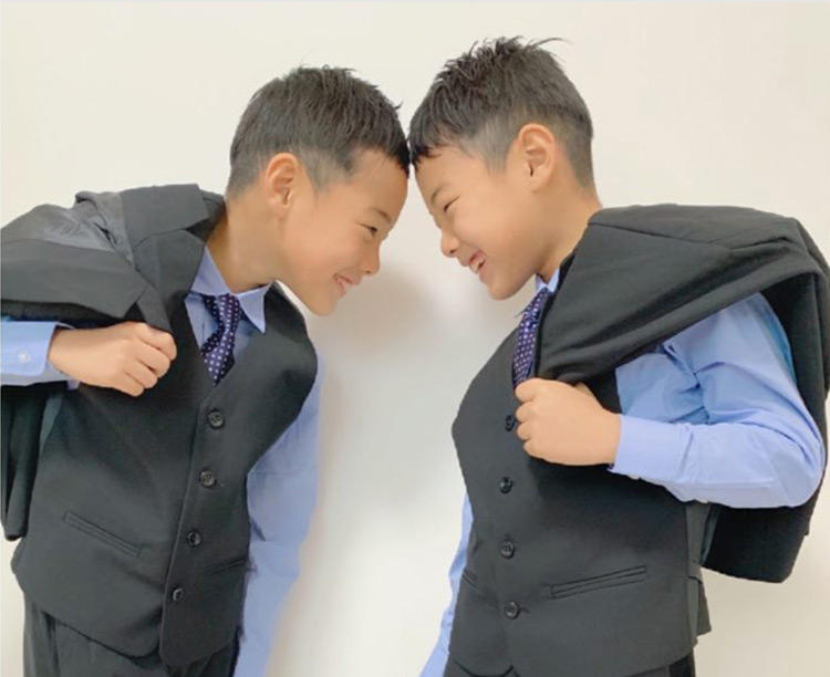 一卵性の多胎児は同じ性格になる？」 遺伝子とアイデンティの関係を双子と三つ子のママに聞くテレビ東京・ＢＳテレ東の読んで見て感じるメディアテレ東プラス