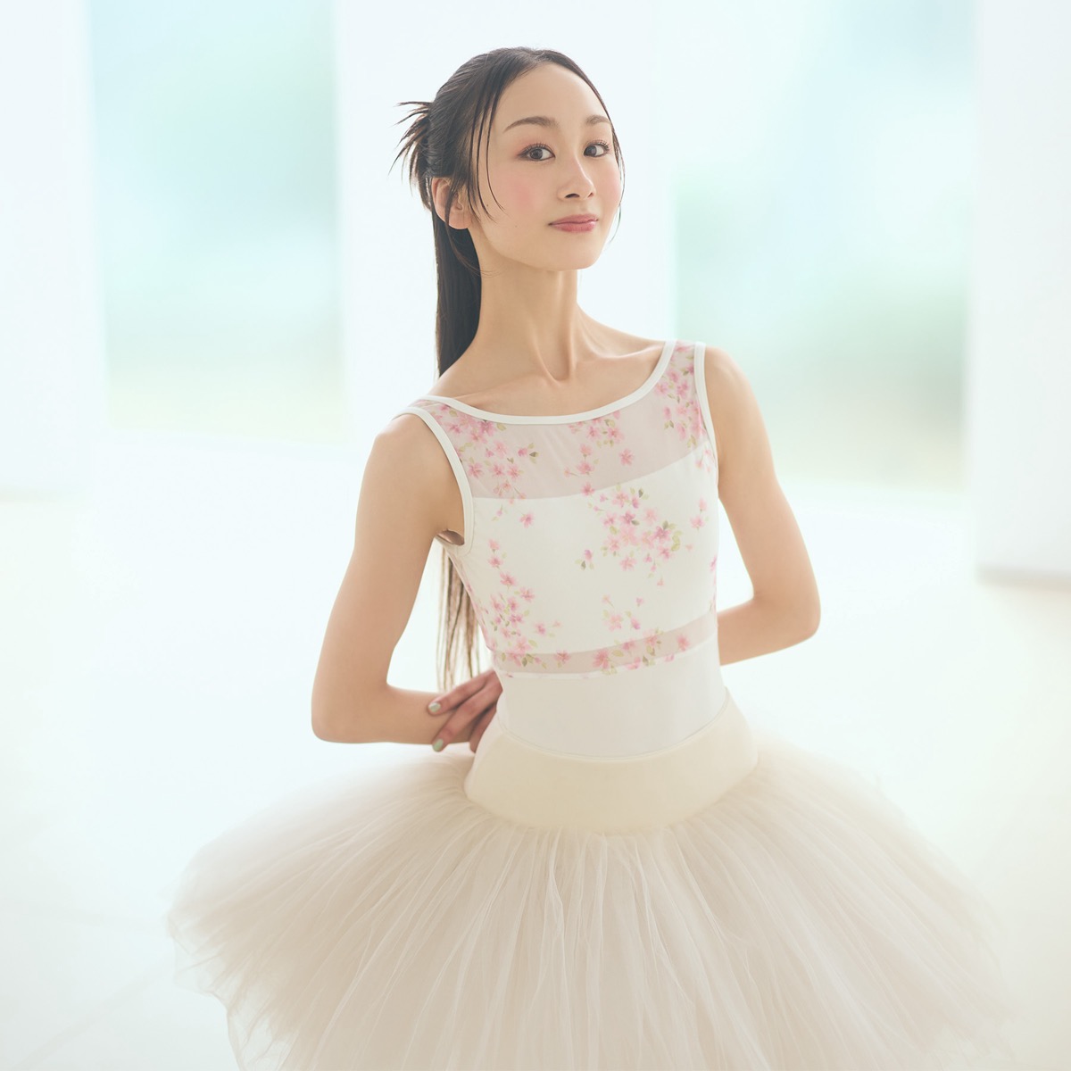 ノラ・ミャオ - SearchX