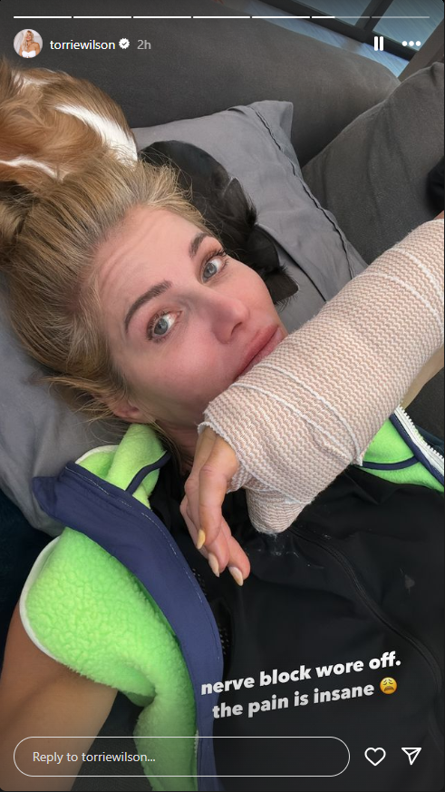 トリー・ウィルソンさんのインスタグラム写真 -トリー・ウィルソンInstagram 「. If you aren't smiling NOW