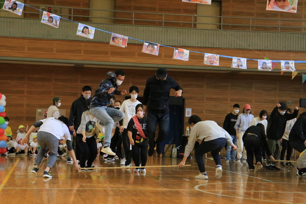 運動会保護者競技のアナウンス原稿例！そのまま使える！アドリブは？言葉のギフト