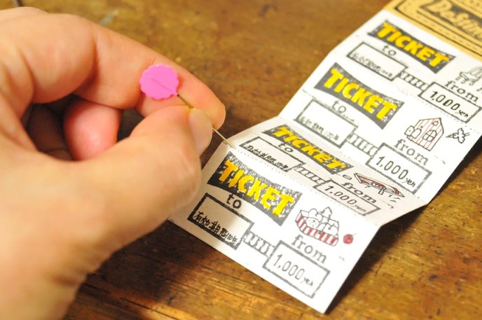 TICKET GIFT BOOKいろはショップオンライン