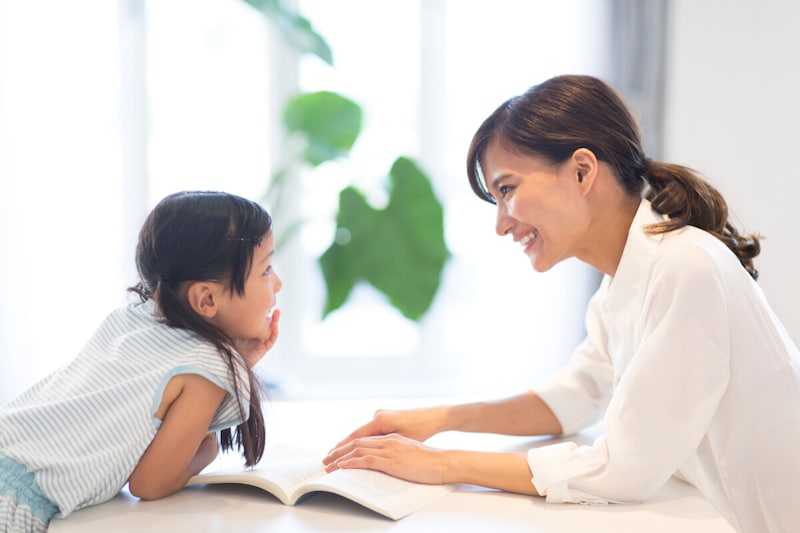 エプロン姿のお母さんのイラストかわいいフリー素材集 いらすとや