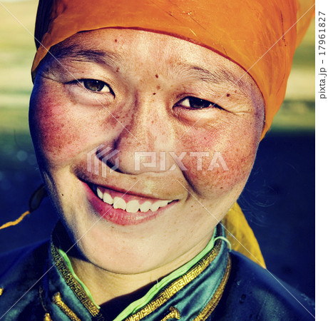 モンゴル人 女性 かわいいTikTok