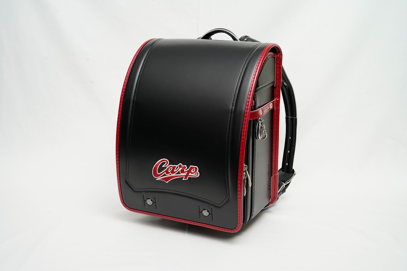 男の子向け赤いランドセル特集 黒×赤ステッチが人気