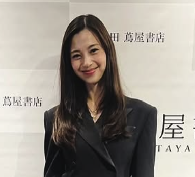 中条あやみ「母は超パワフルな大阪のおばちゃん 笑 」女性自身