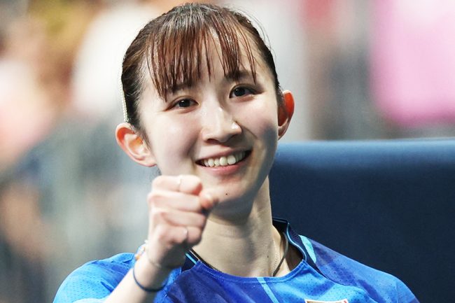 苦境の早田ひなを救った親子2代で磨き上げたフォアドライブ「父と母に少しは、ひなのバトン受けた使命を果たせたかな」銅メダルに石田大輔コーチも涙 パリ五輪 ：「おっ！」でつながる地元密着のスポーツ応援メディア西スポWEB OTTO