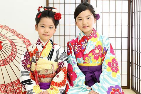 7歳七五三の髪型 前髪なしのおすすめアレンジ - ハピリィフォトスタジオ