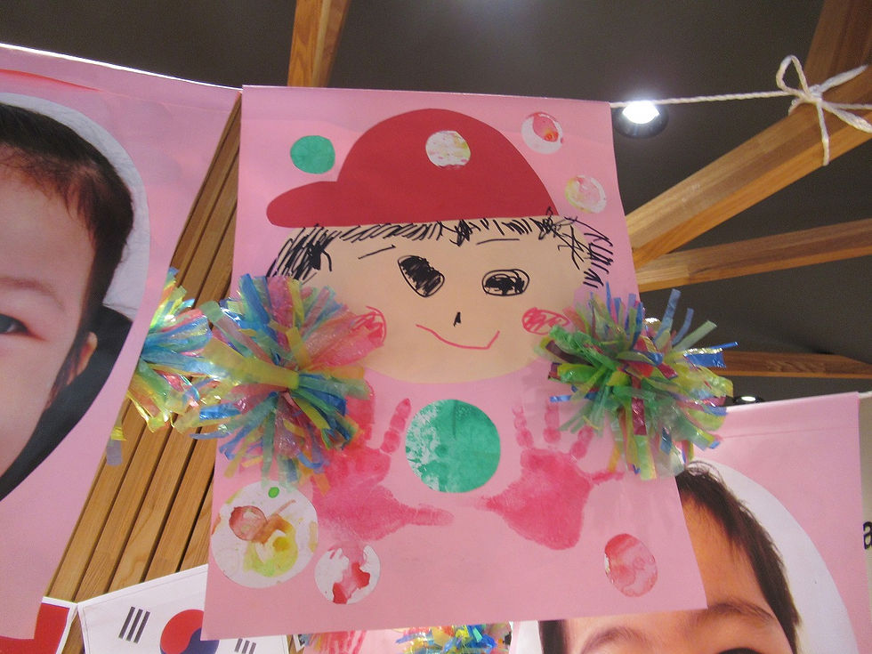 保育園万国旗」のアイデア 22 件手形足形アート, 手形アート, 足形アート