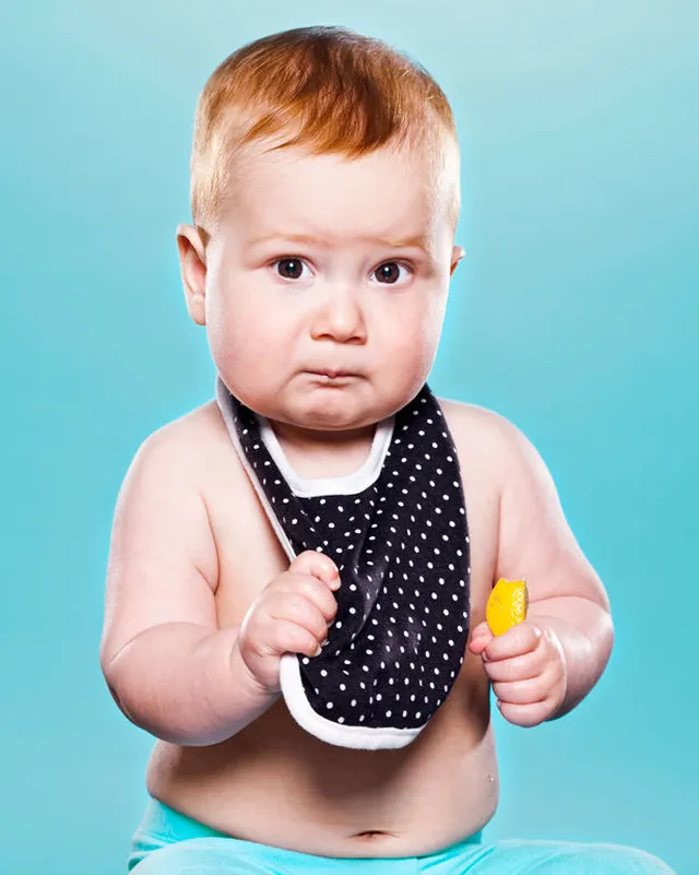 初めてレモンを口にした赤ちゃん達のスローモーション映像「Pucker」naglly.com