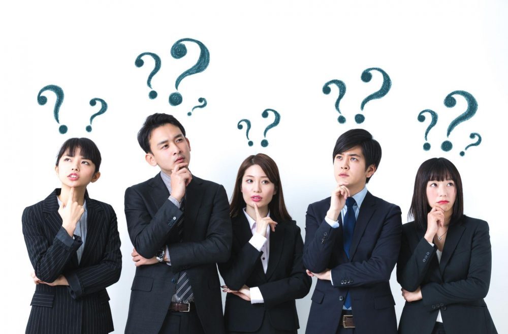 略喪服 平服 マナーとおすすめレンタル喪服12選 家族葬・弔問着に監修:吉川美津子さん - HAPiCO