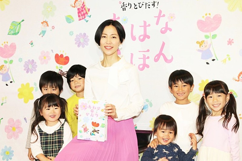 画像・写真動画 ママ木村佳乃、CMで“2人娘の母”好演 「本当の家族のよう」 3枚目オリコンニュース ORICON NEWS