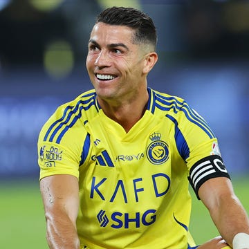 ルーシーリューの身長や結婚・性格と今現在の驚愕年収！衣装やメイクが大人気！レストラン経営や芸術活動、子どもなど詳細にぎわす