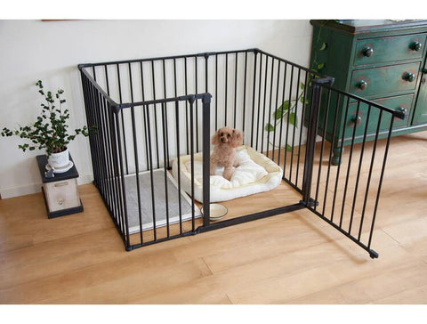 楽天市場 ペットサークル 犬 ペットフェンス サークルケージ 小動物用 ドア付き 室内 屋外 留守番 脱走防止 豪華 置くだけ 柵 自立 ケージ 小型犬多頭飼い セットドア付 簡単組み立て DIY組立簡単 折りたたみ パネル4 6 9枚 犬用 広げる レイアウト自由 おしゃれ pet-97