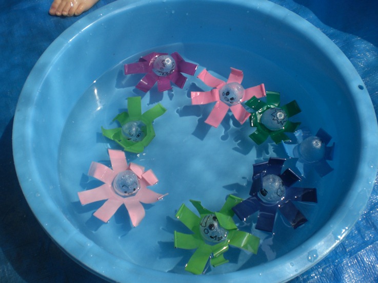 水遊びのおもちゃを簡単手作り！ペットボトルや牛乳パックで製作工作・自由研究All About