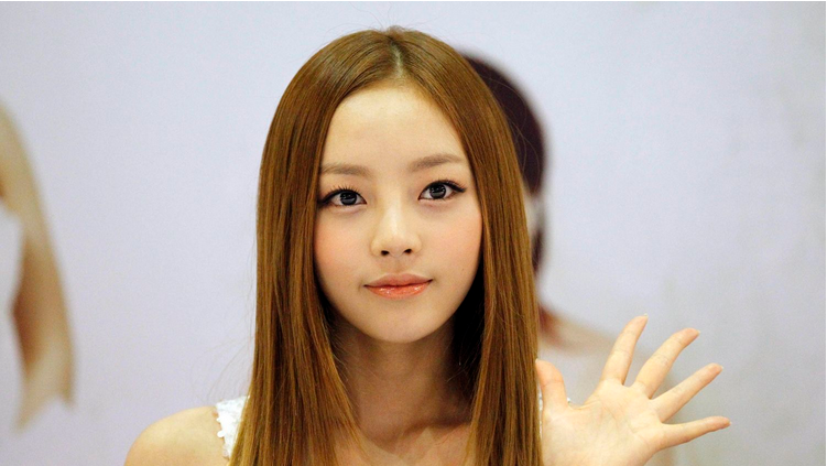 ナレーション森淑乃 が、 くばら あごだしつゆ 九州あまくち 母の愛情篇 の ナレーションをさせて頂きました！「あまい」の中には、「あい」がある。 九州らしいあまさの万能つゆ 一家に一台いかがでしょうか？？🙂https:youtu.be huM2xXYGIOc福岡ACALINO