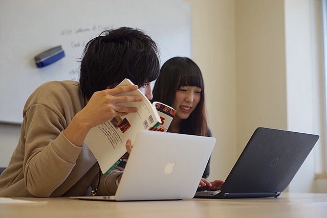 女の子の友達がいない小５の娘。 遊ぶ約束は男の子だけ。 同性の友達がいないのが心配です 愛子先生の子育てお悩み相談室HugKum はぐくむ