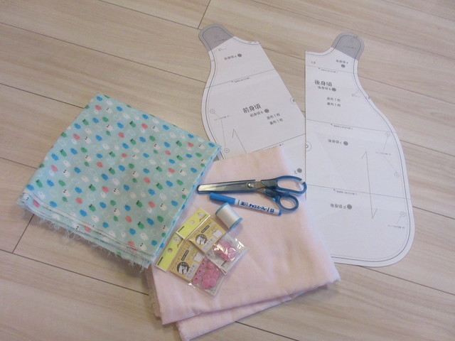 ハローキティ スリーパー キッズ 夏 夏用 ガーゼ 綿 ベビー 赤ちゃん 子供 スケーター スリーパー型紙の