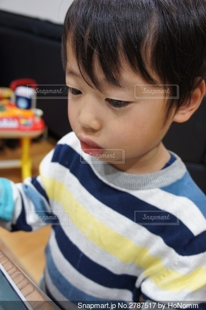 ◇ジャンポケ・斉藤慎二、３歳の長男「国宝級イケメン」 写真 ：中日スポーツ・東京中日スポーツ