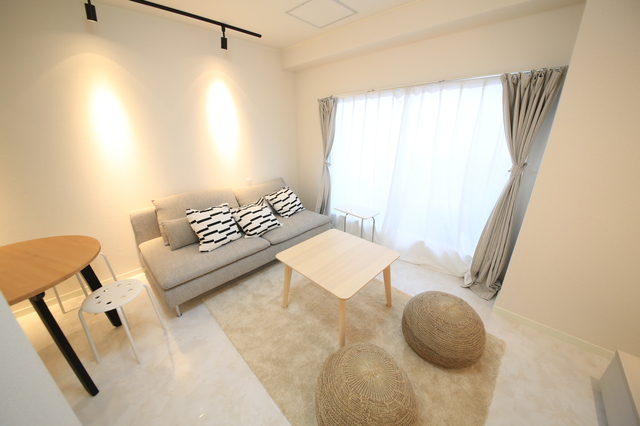 一人暮らしの男性必見！おしゃれな男部屋を作る4つのポイントCOVEARTH MAGAZINE