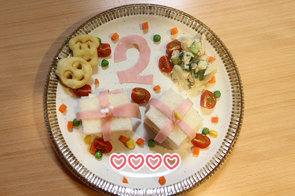 ２歳バースデープレートTikTok