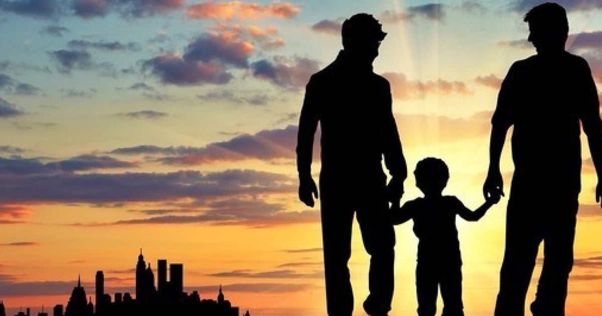 なーちゃんのカメラを向けられてからの顔の変化が凄まじいのでアップします🤣最近、人見知り&場所見知りが始まりました💦ゲイ ゲイカップルゲイ 夫夫 ゲイファミリー パパ2人 同性愛 同性婚 乳児 赤ちゃん 人見知り 場所見知り lgbtloveislovelgbtqgay