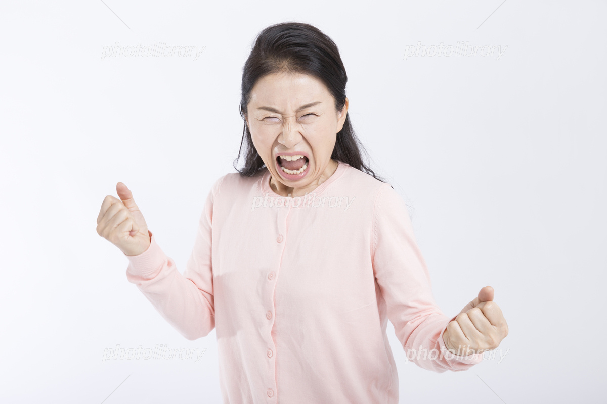 怒っている子供 女の子1 の無料 フリー イラストかわいい手描きの無料素材「てがきっず」保育園・小学校・介護施設にぴったりのフリー素材イラスト