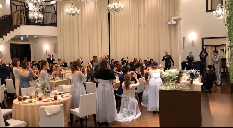 メモリプレイ結婚式が感動に包まれるサプライズ演出