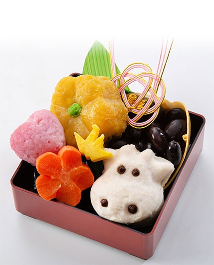 犬・猫用おせち - ８種 重箱入り お祝い 手づくり お正月 冷凍 送料無料 おすすめ 埼玉県 幸手市マイナビふるさと納税