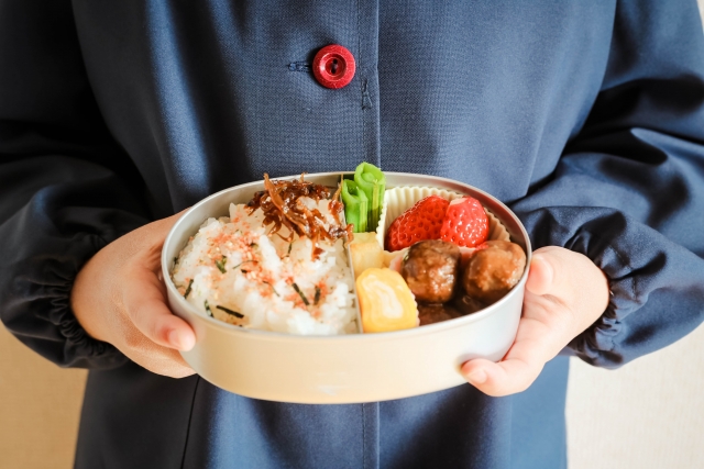 四つん這い 赤ちゃんのイラスト素材 - PIXTA