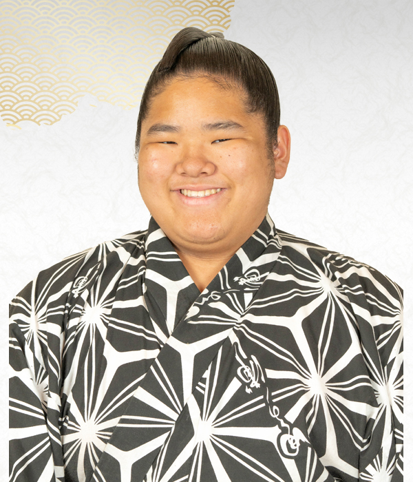 田子ノ浦親方「妻の不倫相手が弟子だなんて 」美人女将の裏切り行為の真実 - YouTube