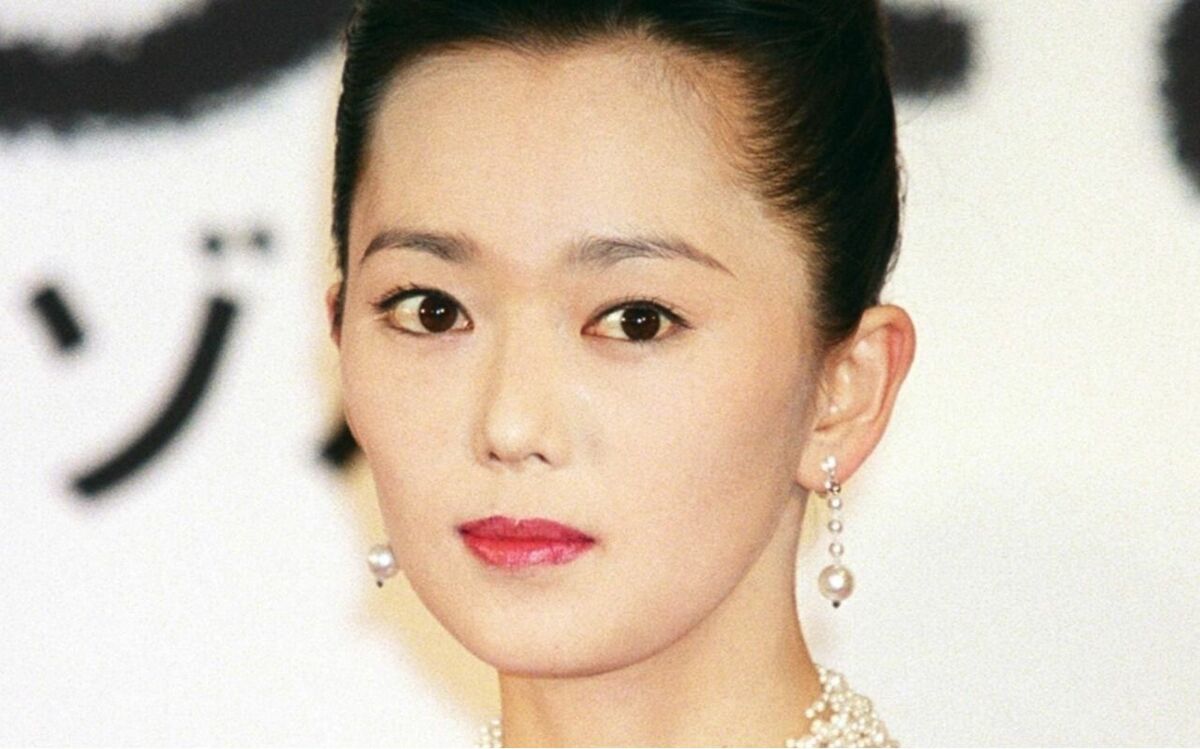 ＴＶから消えた女優 ５０歳の近影が衝撃の美しさ「可愛すぎる」「エルメスお似合い」透明感溢れる美白肌 芸能 デイリースポーツ online