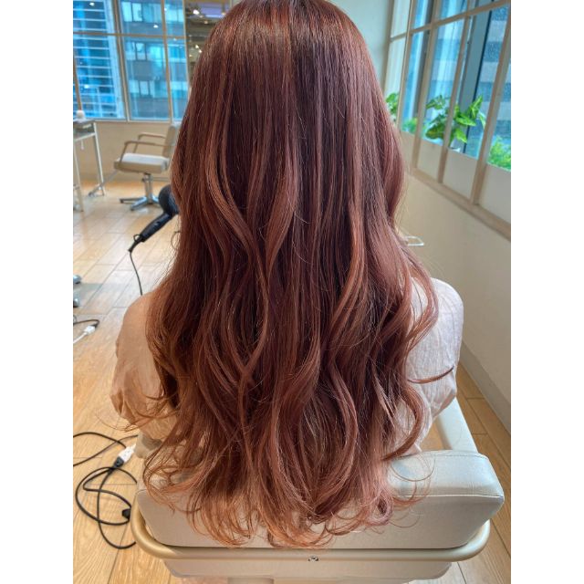 ⁡, 巻きおろし🌺, ⁡, ギャルい👱🏽‍♀️✨, ⁡, ⁡, 女の子たち曰く、, 乾燥してる冬は巻きがとれづらいらしい⛄️, ⁡, ⁡, ⁡,巻き髪 ⁡ 巻きおろし巻き下ろしロングヘアロングヘアアレンジロングアレンジギャルハイトーンハイトーンカラー긴머리 ,ヘアセットヘアメヘアメイクヘアアレンジ헤어스타일여자헤어스타일,結婚式ヘア