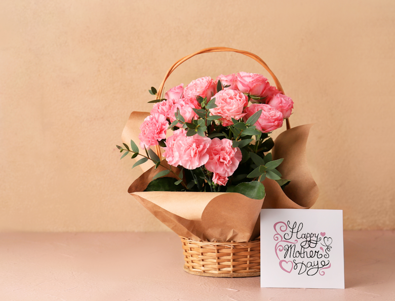 パパと一緒に作ろう！小さな子向け『母の日のプレゼント』工作