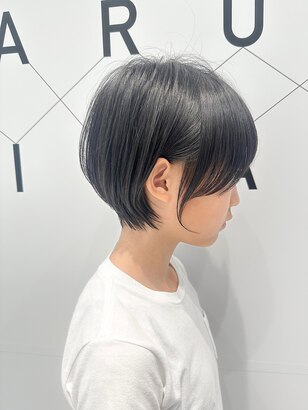 女子 マッシュショート 前髪ありTikTok