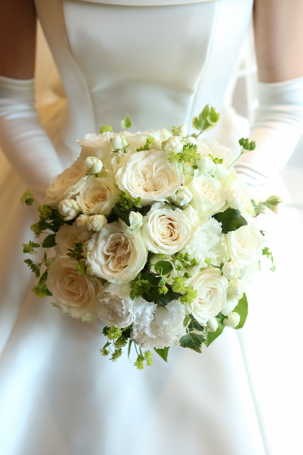 Amazonウエディングブーケ ブートニア 造花 花嫁ブーケ 森ガール ブーケ 白造花 オンライン通販