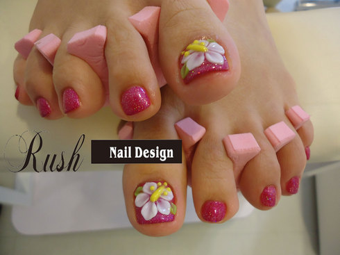 Hibiscus Flower Nails