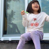 ダウン症COCO6歳4ヶ月🌸ダウン症児 親の会・音楽療法🌸 ダウン症親の会『ひかりの子』 20年以上の歴史ある会です🍀COCOが0歳10ヶ月からお世話になってます😊 今回は音楽療法ということで ミュージックケアの講師をお招きして、みんなで音に合わせて楽しい時間を