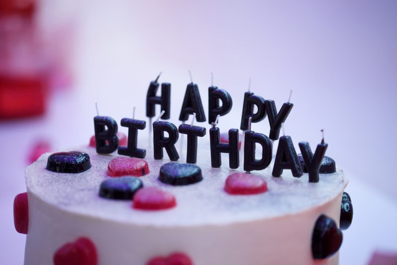 お誕生日おめでとうございますフィギュアスケート応援 くまはともだち