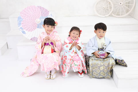 お宮参りで使った産着は七五三でも使える？『仕立て直し』について徹底解説！ - 徳島 七五三 撮影 なら阿部写真館