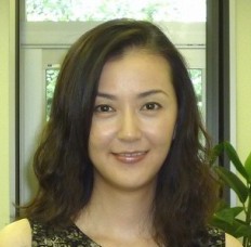 子役出身１６４ｃｍすらり長身女優が５０歳に 「笑顔なし」現場での５歳姿に「すごい美少女」「子供の頃も美少女」と反響 デイリースポーツ-Yahoo!ニュース