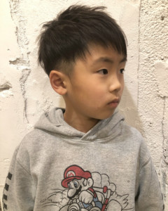 ツーブロック スタイル も おすすめです🤩多くのお客様から好評のブログを更新するカット専門の美容室を金剛 大阪狭山で営んでいます