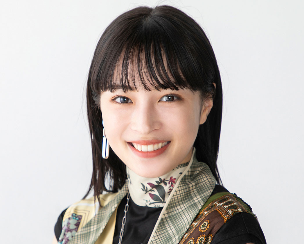 顔画像 広瀬すずの家族構成まとめ！元看板屋の父と超美人の母と兄と姉の広瀬アリスがいる