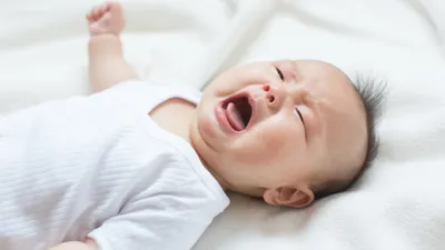 夜泣きしない赤ちゃんの特徴ってあるの？夜泣きを減らすためにできることは？ - こそだてハック