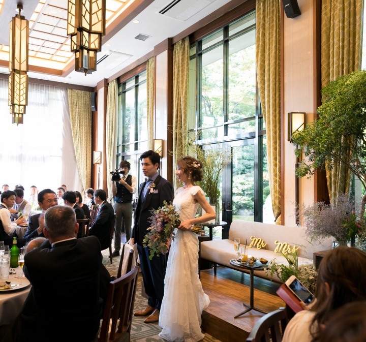 神戸で挙げる「大人婚」ワンランク上の上質ウェディングにおすすめの結婚式場神戸旧居留地の結婚式場 - 神戸セントモルガン教会