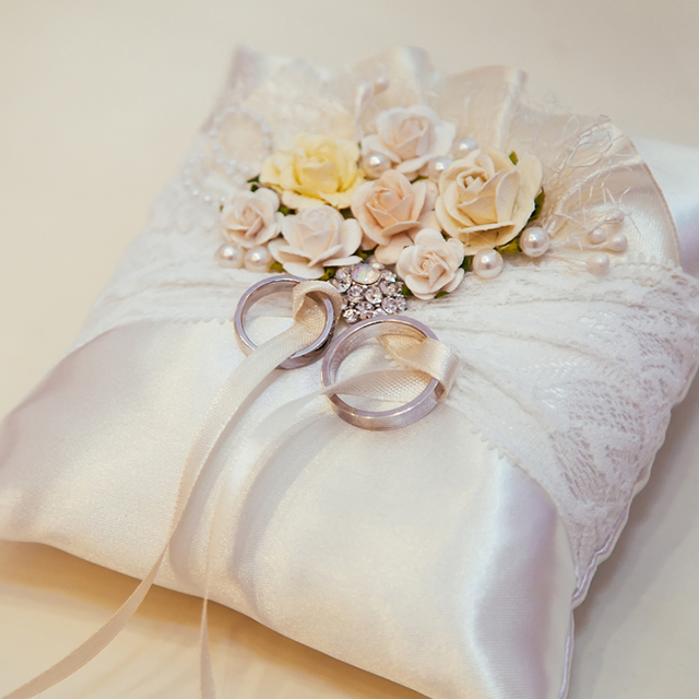 手作りキット ハマナカ Juno モッコウバラのリングピロー ベール付きfavori DIY