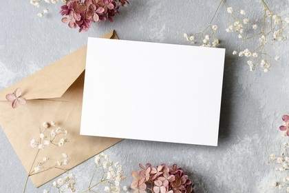 彼女からの手紙に泣いた！例文付きで恋人が感動するラブレターの書き方を徹底解説 - Love Story